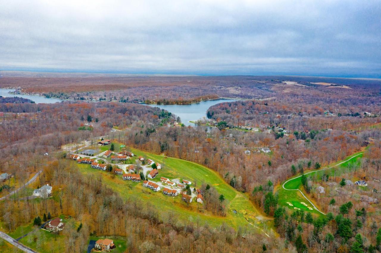 Crown Resorts At Wolf Run DuBois Exterior photo